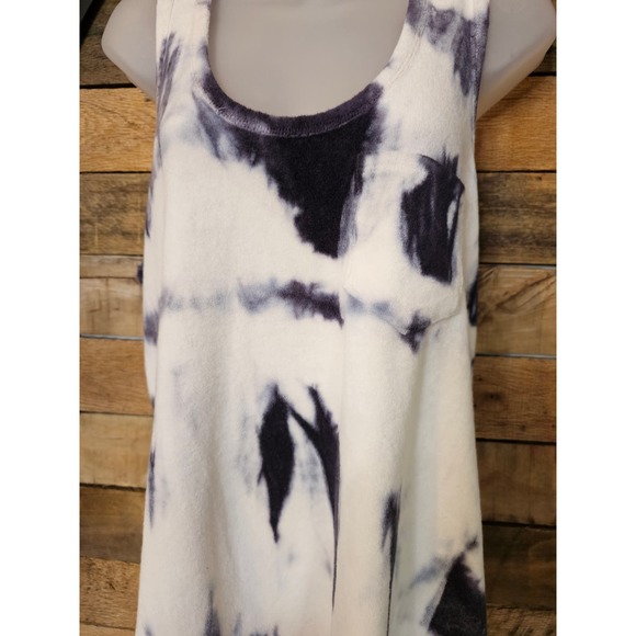 Victoria Secret's Plush and Lush Women's terry cloth tank top size medium - Picture 5 of 11